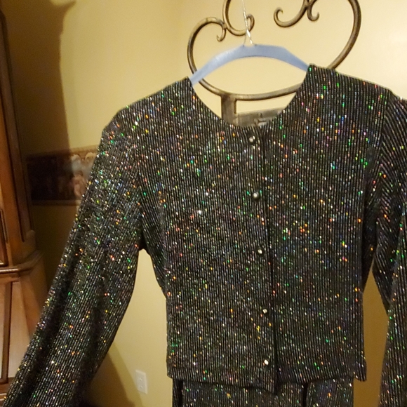 Dress - Picture 4 of 4